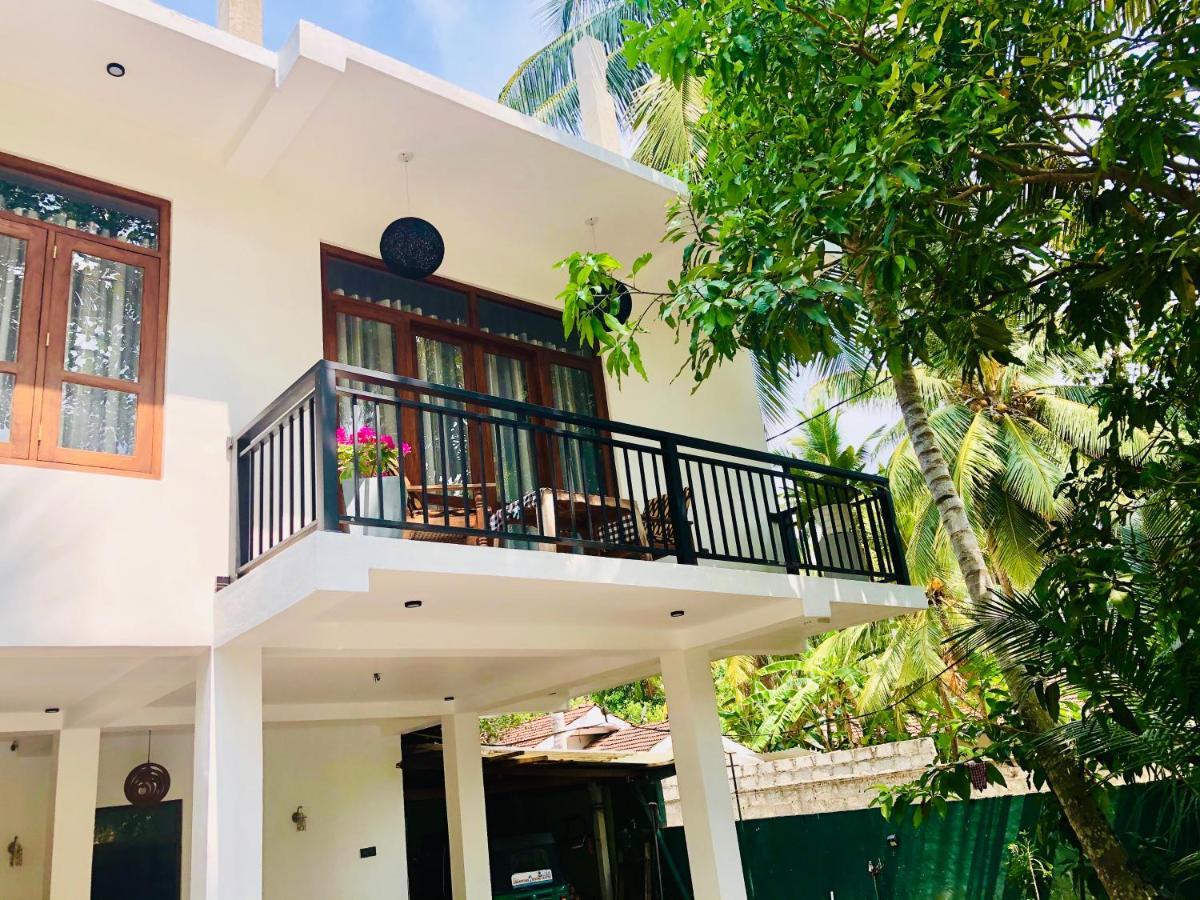 Siri'S Residency Apartman Habaraduwa Central Kültér fotó